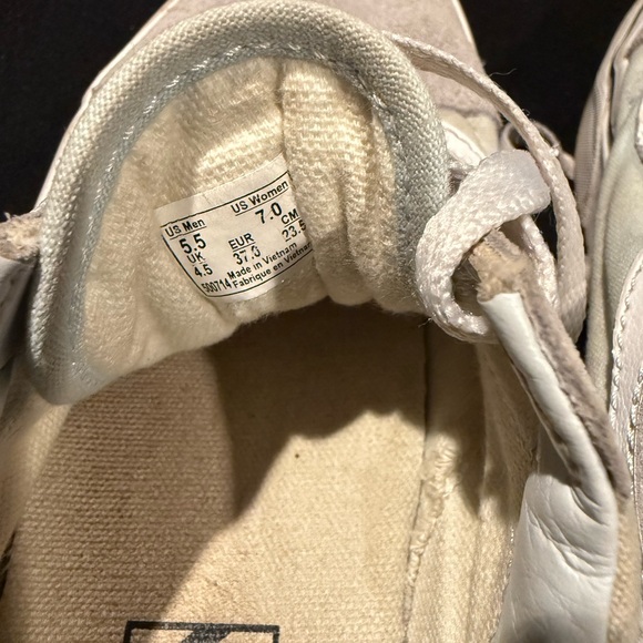 Womens vans - Picture 3 of 3